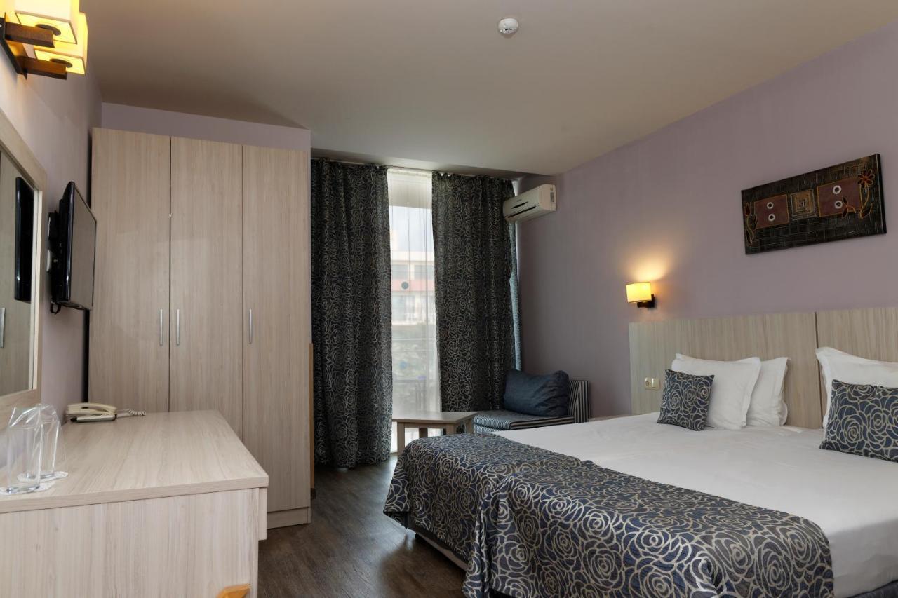 Hotel Slavey Aranyhomok Kültér fotó
